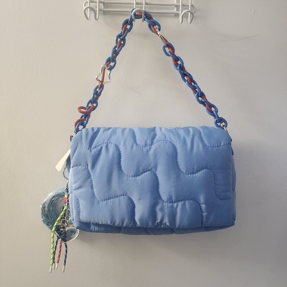 NWT CROSSBODY/SHOULDER BAG WITH EXTRA STAP AND CHARM BY PARFOIS - Picture 1 of 12